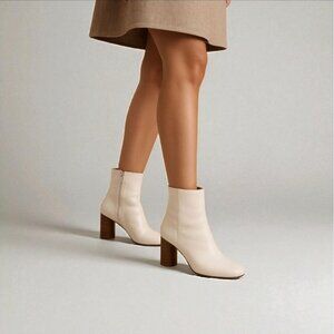 SANDRO Authentic off white Sacha boots/ Ankle Boots Size EU39/US8.5